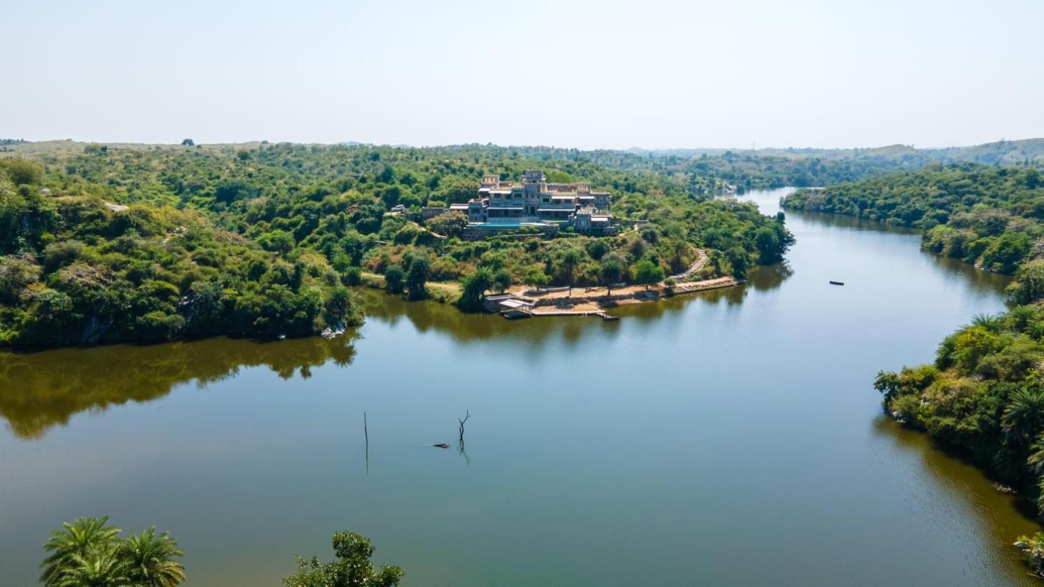 Hotel Chunda Shikar Oudi Udaipur Exterior foto